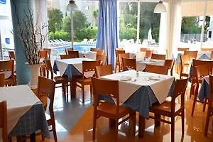 Aparthotel Vibra Tivoli Playa d'en Bossa 3*,