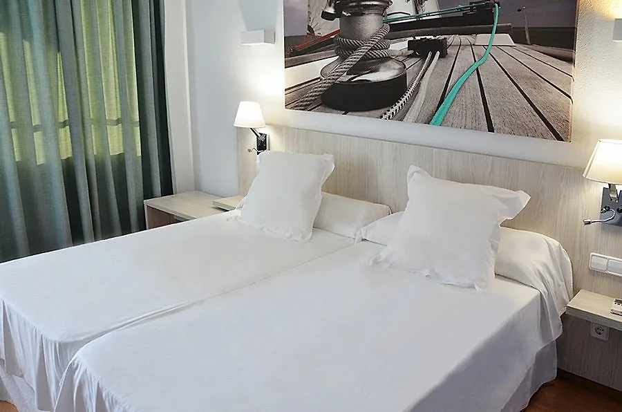 Aparthotel Vibra Tivoli Playa d'en Bossa Apartment