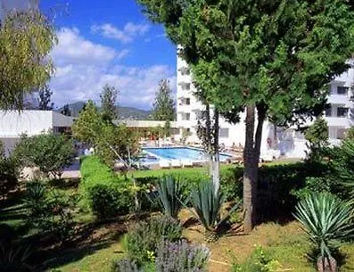 Aparthotel Vibra Tivoli Playa d'en Bossa 3*,