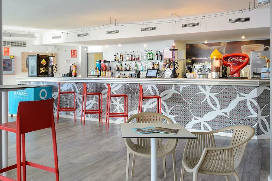 Aparthotel Vibra Tivoli Playa d'en Bossa Apartment